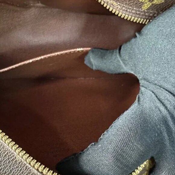 Louis Vuitton Monogram Cite MM Shoulder Bag - Picture 14 of 15